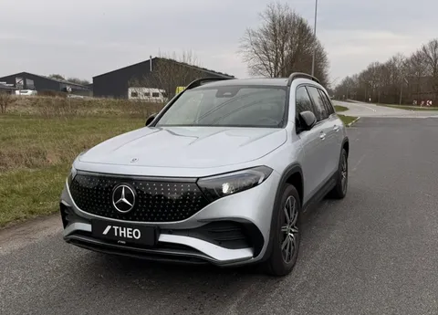 Mercedes-Benz EQB 250+ AMG Line Sølv – solgt af THEO Import