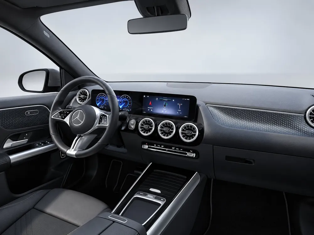 Mercedes-Benz EQA 250+ Progressive Advanced Sort metallic – til salg hos THEO Import